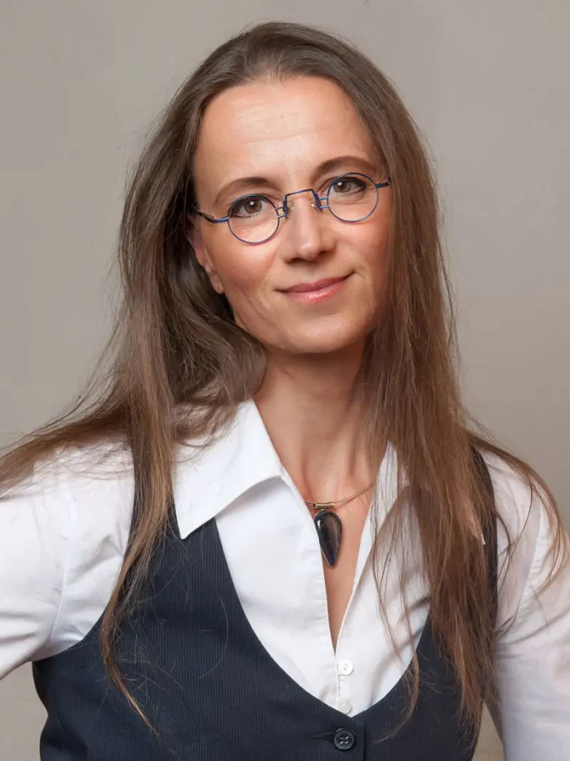 Dr. Andrea Reikl Wolf